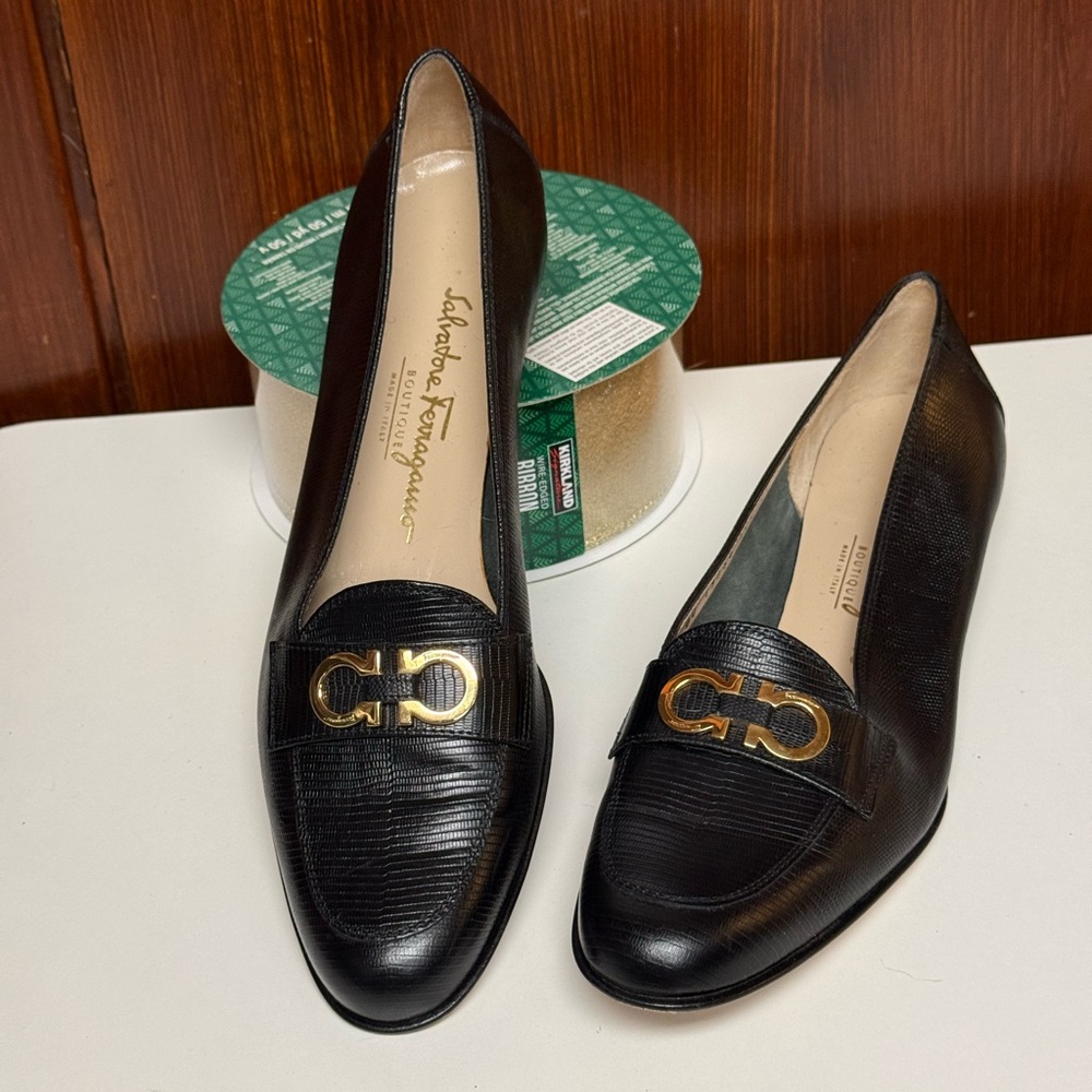 Salvatore Ferragamo Black With Gold tone logo Loafers - Picture 6 of 11